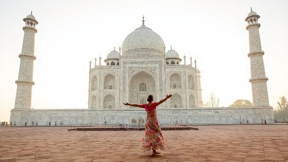 Tour privato della città: Taj Mahal, Forte di Agra, Baby Taj e Mehtab Bagh