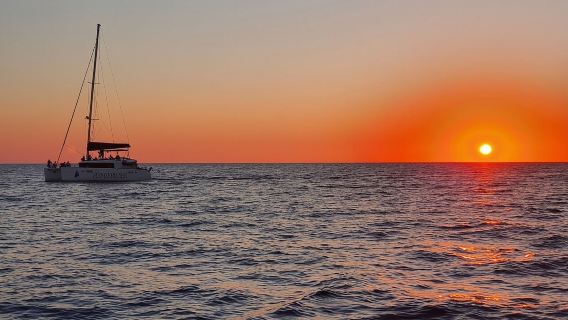 Santorini Classic Catamaran Cruise with BBQ, Drinks and Transfers