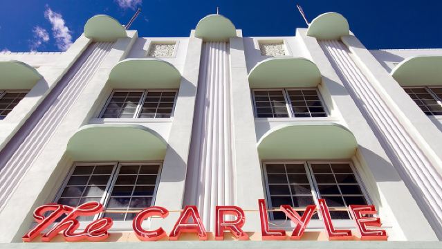 Award-winning Art Deco & History Walking Tour in Miami Beach
