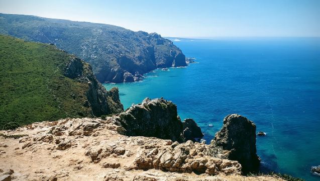 Private Local Sintra Tour: Palaces & Coast by Classic Car or Jeep