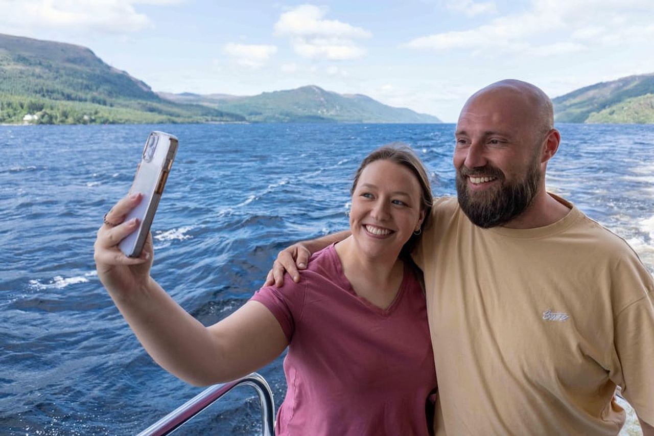 Inverness: Loch Ness Cruise, Castle, and Outlander Tour