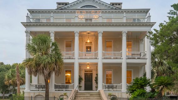 Beaufort: Pat Conroy's Beaufort Tour by Golf Cart