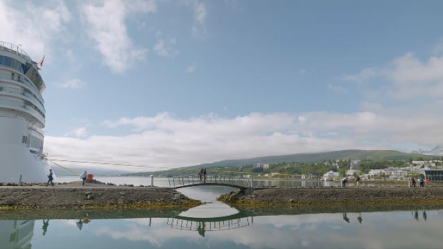 Порт Акюрейри: тур по озеру Миватн и водопаду Годафосс