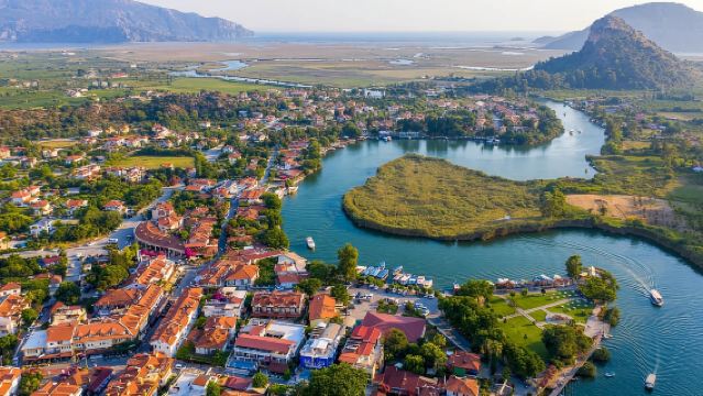 Fethiye : excursion d'une journée à la plage de boue et aux tortues de Dalyan et croisière fluviale