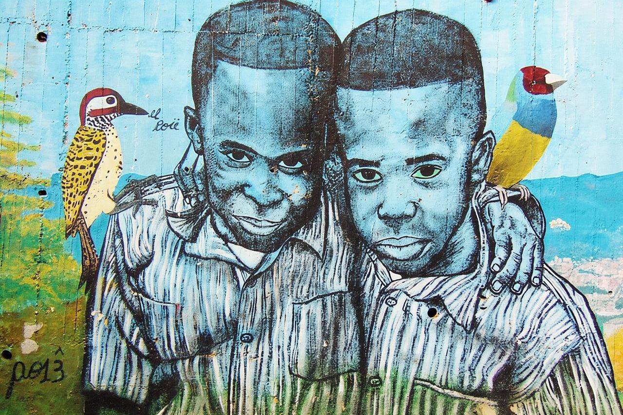 ปาโบลและโคมูนา 13 พร้อมกระเช้าลอยฟ้า