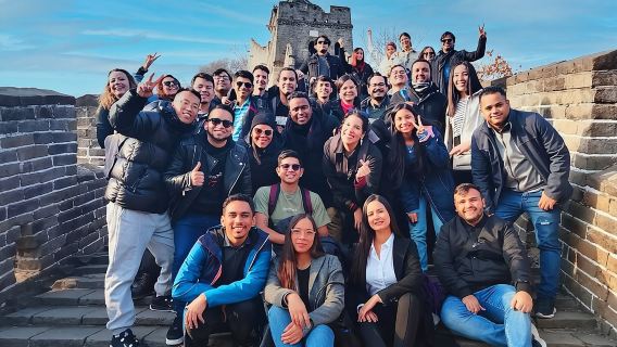 MuBus: Visita guiada en autobús a la Gran Muralla de Mutianyu (inglés/español/ruso)