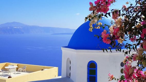 Santorini Must-See Highlights: Private Sightseeing Tour