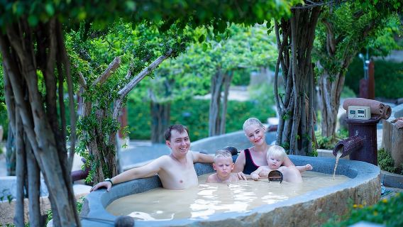 Nha Trang hopping tour Snorkeling BBQ lunch Hon Tam Hot Springs