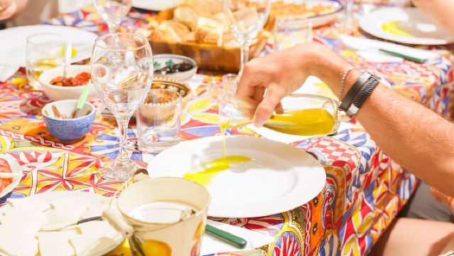 Lawatan Balestrate Olive Grove: Rasa Wain dan Minyak Zaitun