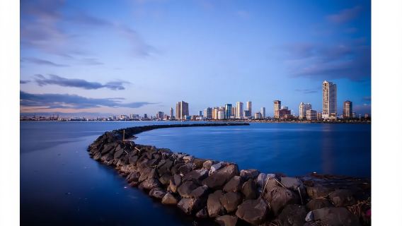 Centro de Convenciones SMX Manila en la Feria de Filipinas + servicio de coche privado con conductor puerta a puerta + servicio de traducción y guía
