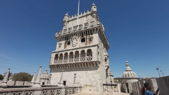 Visite privée à pied de Belém + Accès coupe-file au monastère le matin