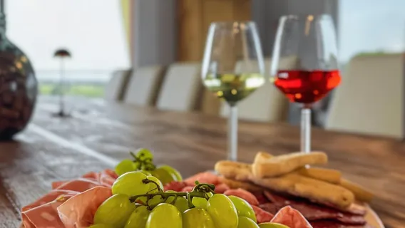 Lazise: Weinprobe mit lokalen Köstlichkeiten