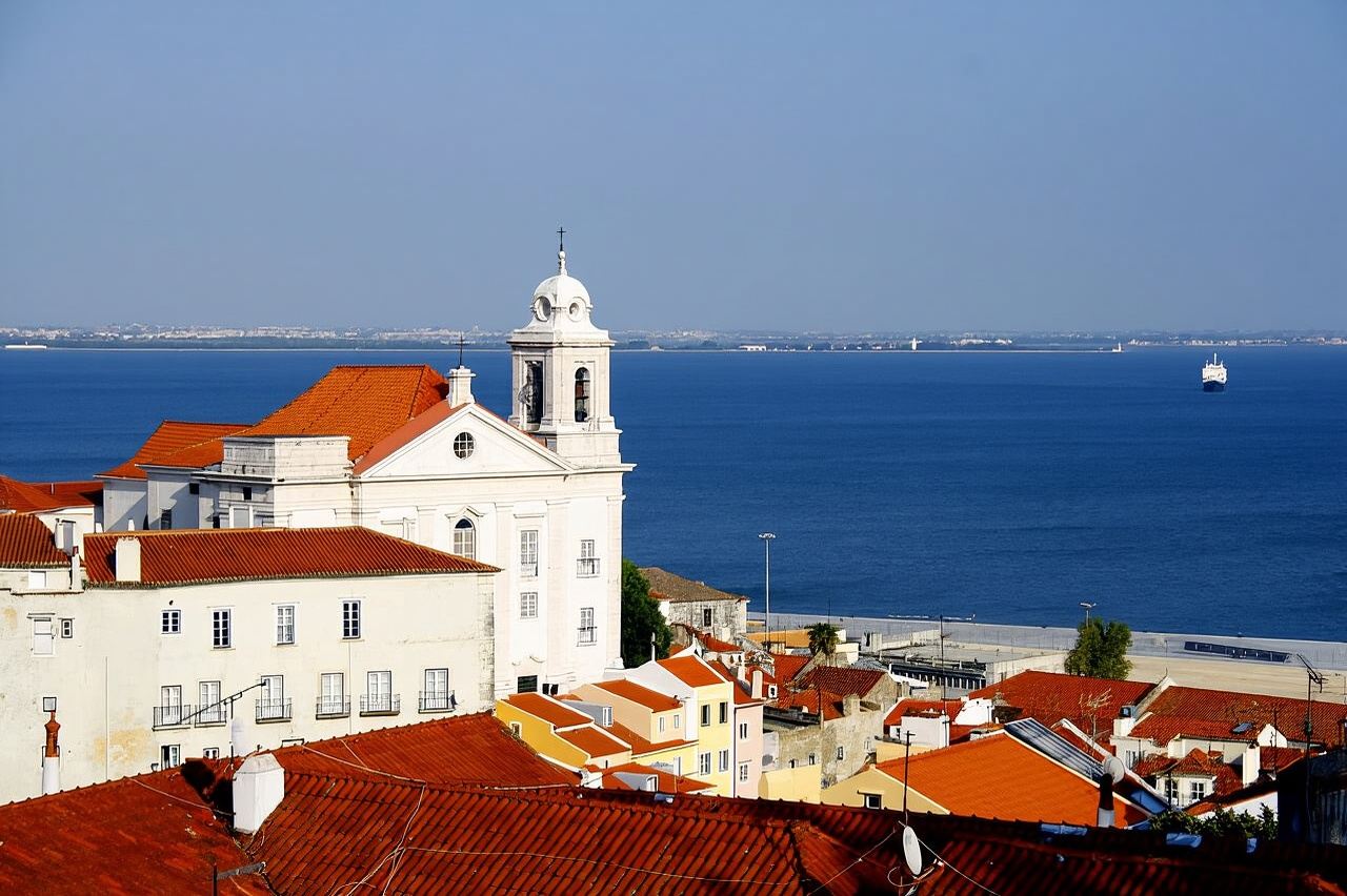Tour di Lisbona: Città Murata, Alfama e 3 Punti Panoramici