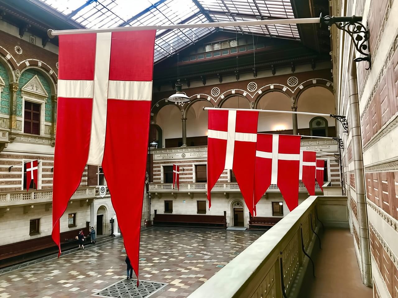 Copenhagen: Guided City Highlights Tour