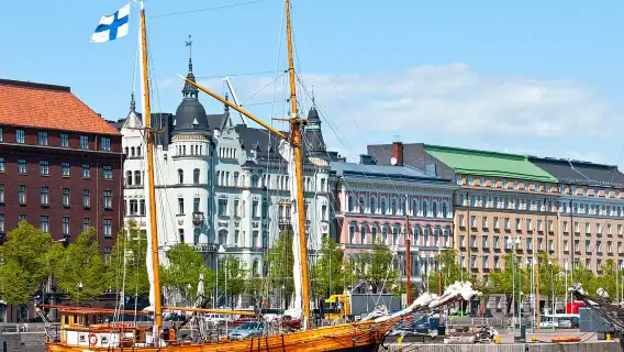 Jewish History and Helsinki Old Town Private Walking Tour