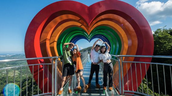 保亭呀諾達熱帶雨林旅遊區+海南檳榔谷黎苗文化旅遊區一日遊