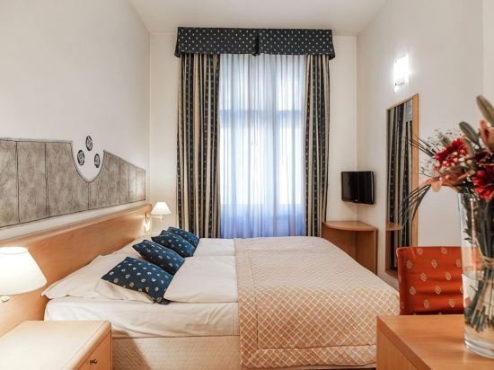 Hotel Tivoli Prague Room Type - Standard Dbl or Tw Room