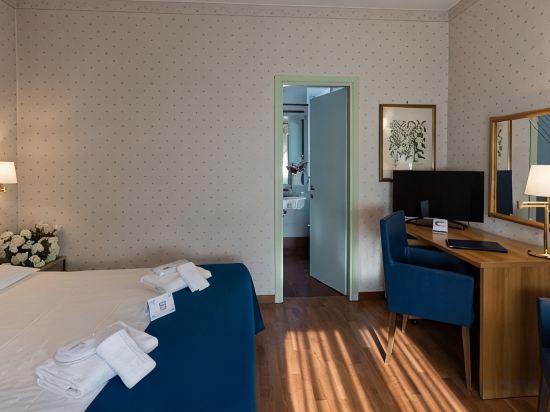 Hotel Lombardia Room Type - Double Room
