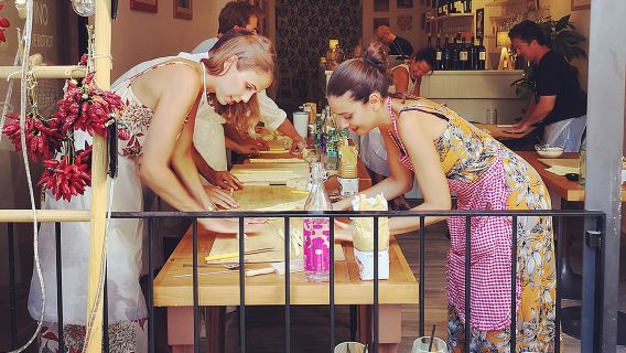 Orecchiette Cooking Class and Wine Pairing in Lecce