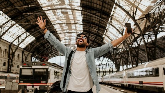 Eurail Pass Scandinavia - Pass ufficiale per viaggiare in Finlandia, Danimarca, Norvegia e Svezia senza limiti di viaggio, bambini gratis