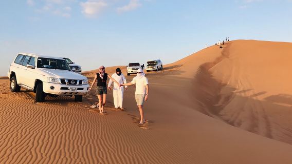 ซาฟารีทะเลทรายดูไบ ขี่อูฐ บาร์บีคิวสด และการแสดง (รถ 4x4 ส่วนตัว)