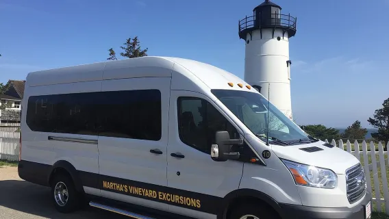 Best of Martha's Vineyard 3 hour Full-Island Tour