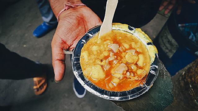 Chandni Chowk Delhi Food Tour with 15+ Tastings