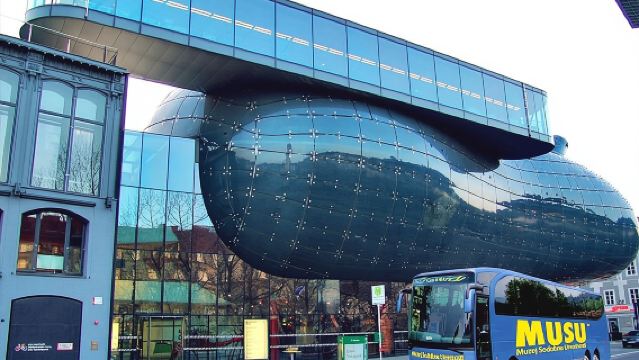 Caccia al tesoro e tour autoguidato delle attrazioni di Graz