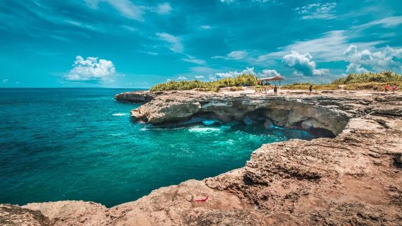 Perkhidmatan Kereta Khas Bali - Pulau Nusa Penida + Nusa Lembongan [Air Mata Iblis]