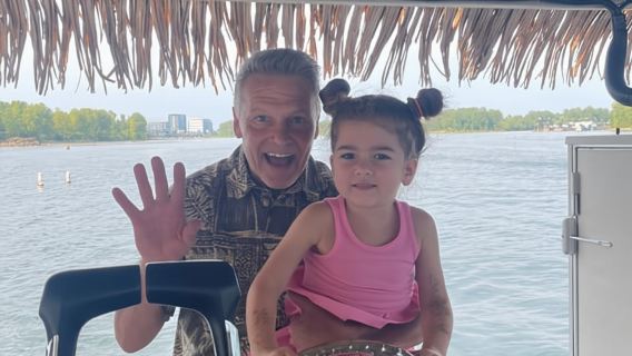 Portland River Boat Family Fun Cruise, Island Style