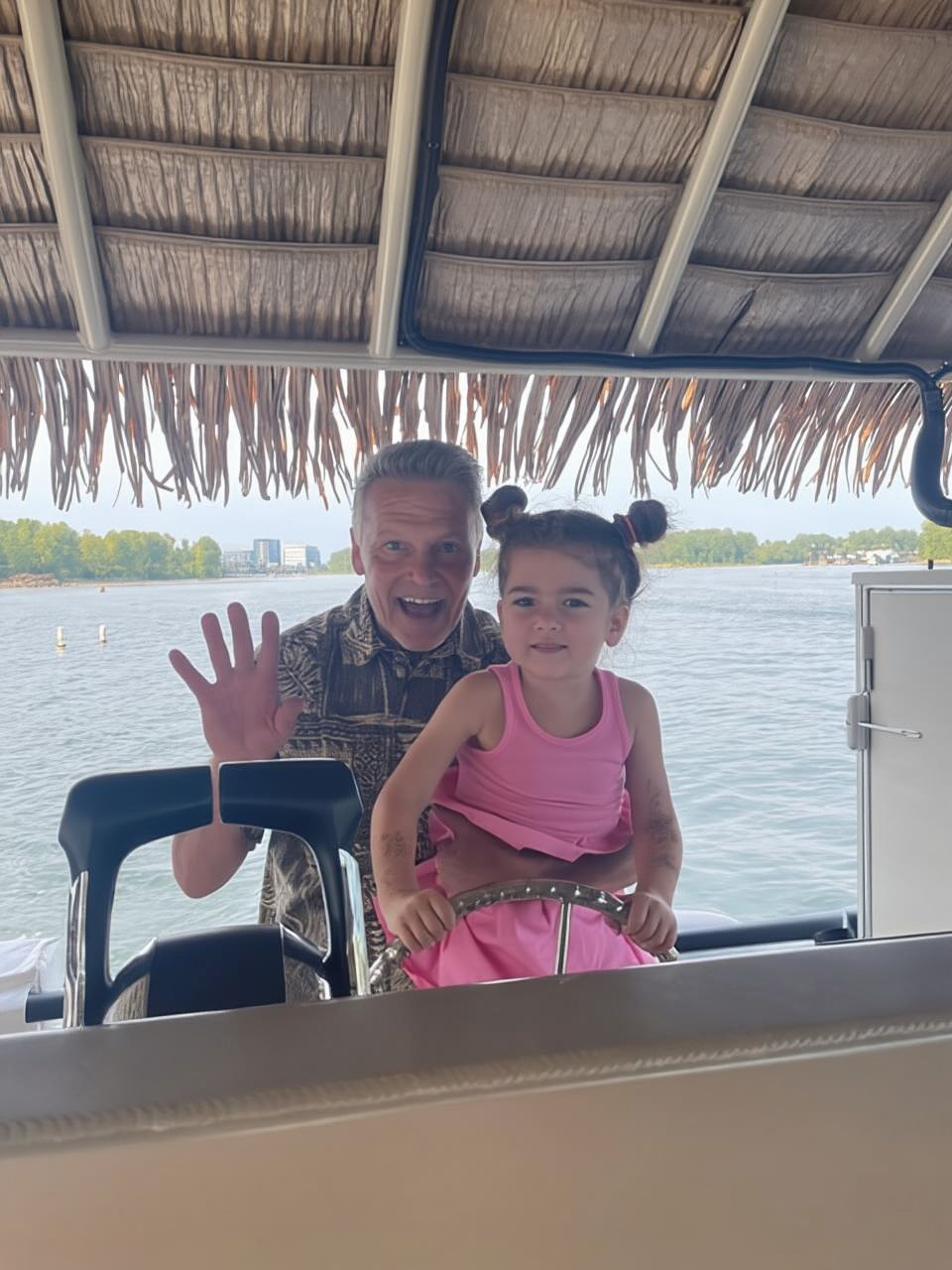 Portland River Boat Family Fun Cruise, Island Style