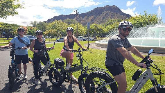 Waikiki: Recorrido guiado en bicicleta eléctrica con historia local y vistas al océano