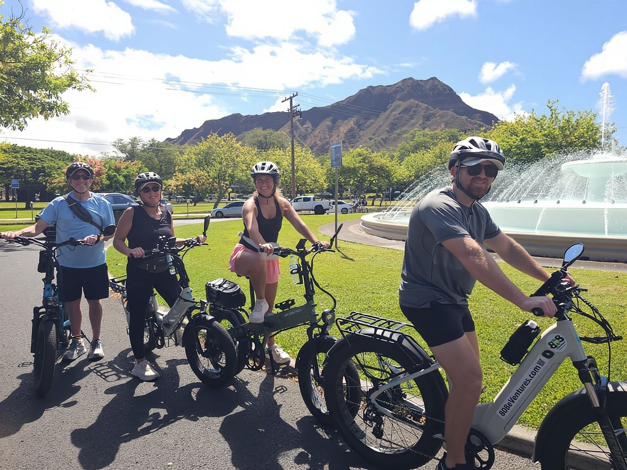 Waikiki: Guided E-Bike Tour with Local History & Ocean Views