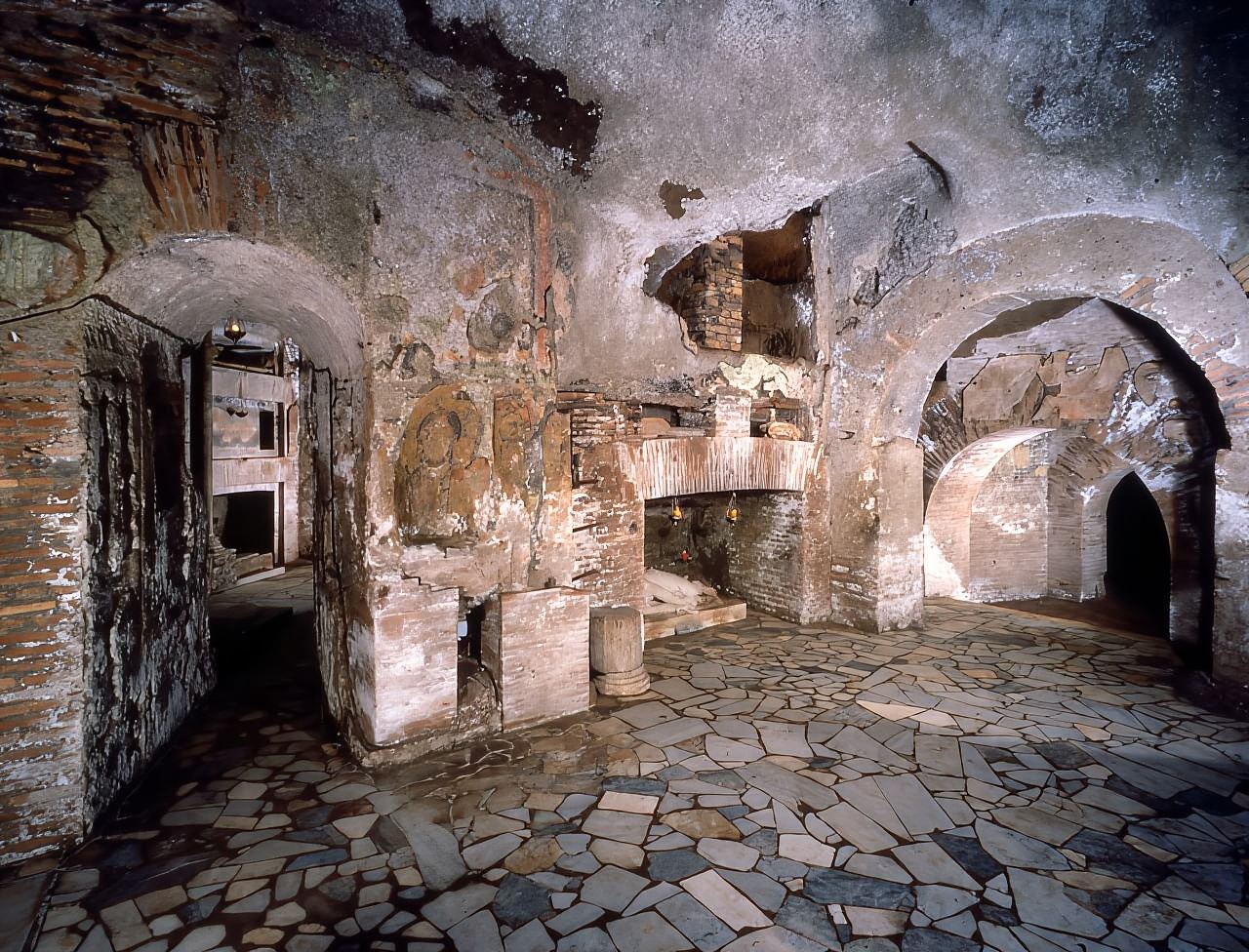 Rome: Catacombs of St. Callixtus Entry Ticket & Guided Tour
