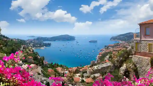 Tour of the French Riviera in one day