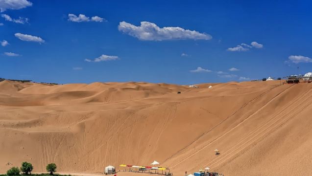 Toda la región de Mongolia Interior - Hohhot, Ordos, Ulanqab, Hulunbuir | Guías profesionales multilingües | Traducción para ferias | Traducción comercial | Servicio de coche privado con conductor personalizado | Recogida/traslado al aeropuerto