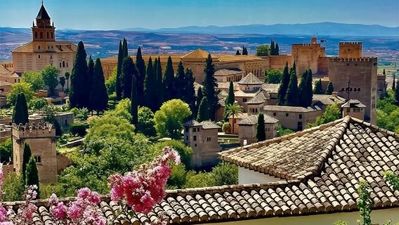 西班牙塞維利亞周邊遊|《權力的遊戲》取景地格拉納達包車一日遊