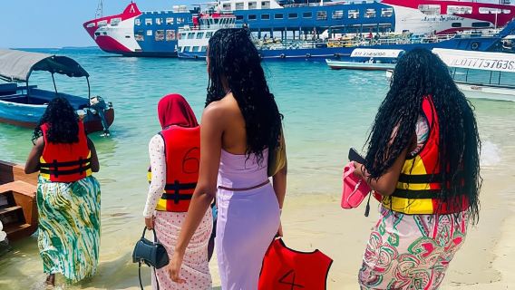 Zanzibar: Stone Town, Spice Farm,Prison Island with Lunch