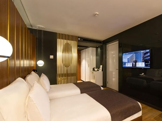The Craton Hotel Room Type - Superior Room
