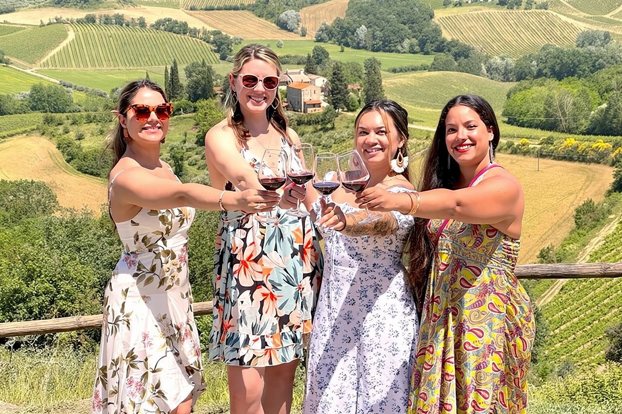 토스카나 와인 투어: 피렌체 출발 와이너리 2곳 & 산지미냐노