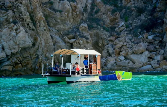 私人雙體帆船之旅，可容納 2 至 6 位賓客：盡情慶祝