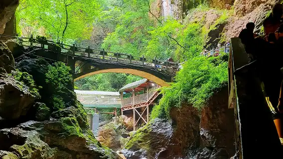 九鄉一日遊：二環內接＋純玩無購物無自費＋專業導遊＋特色午餐