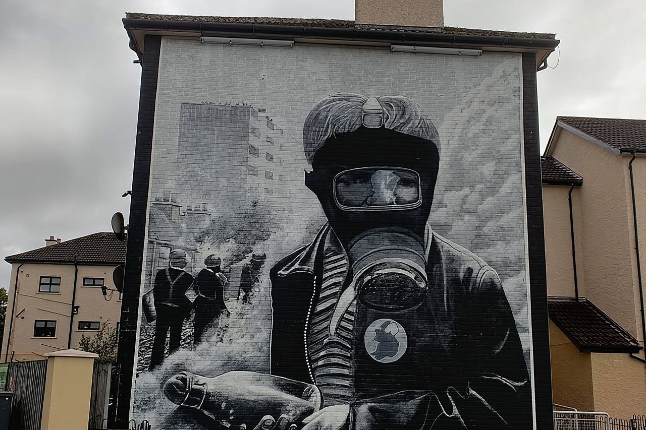 ทัวร์เดินชมเมืองเดอร์รีพร้อมไกด์ส่วนตัว