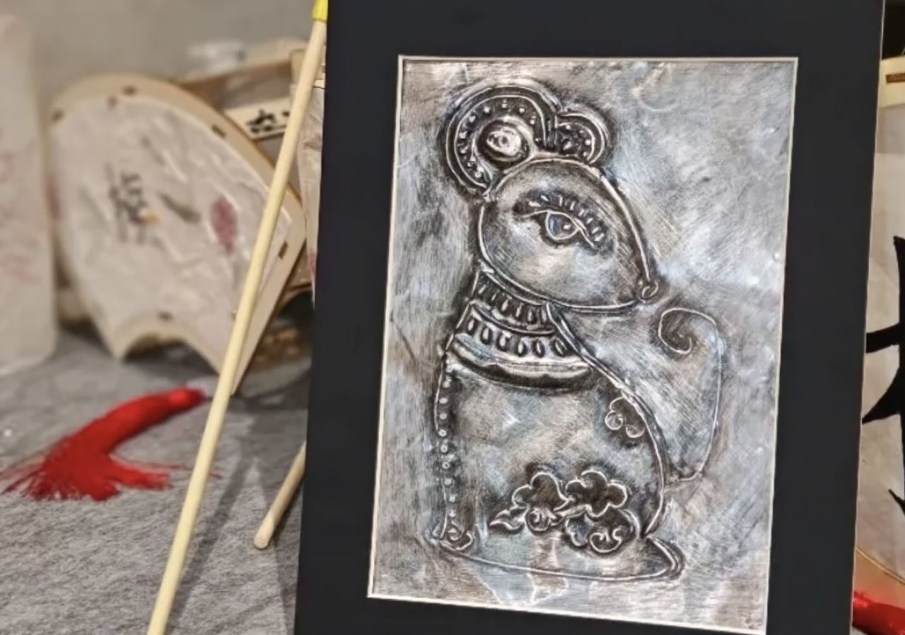 Engrave Elegance: Traditional Silver Engraving Art Workshop in Tianzifang