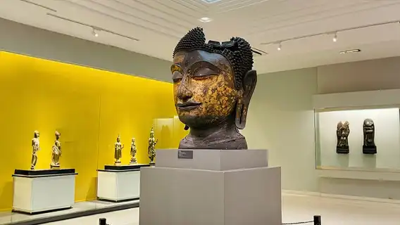 原創◆曼谷國家博物館+丹嫩沙多水上集市+美功鐵道市場一日遊