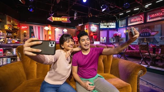 Tour tham quan trường quay Warner Bros Hollywood tại Los Angeles, Mỹ nửa ngày