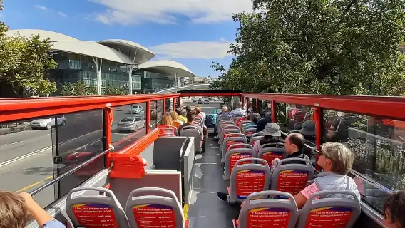 Tbilisi: Hop-On Hop-Off Discovery Bus Tour