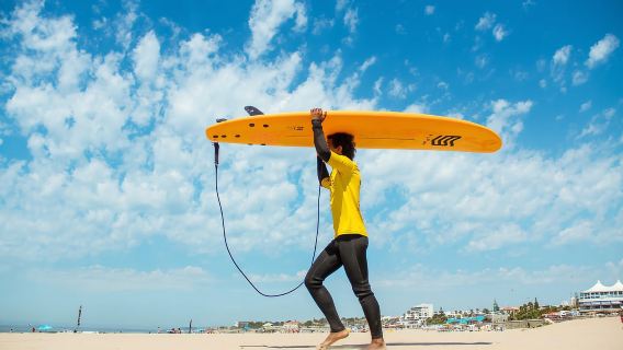 Lisbon: 1.5-Hour Surf Lesson