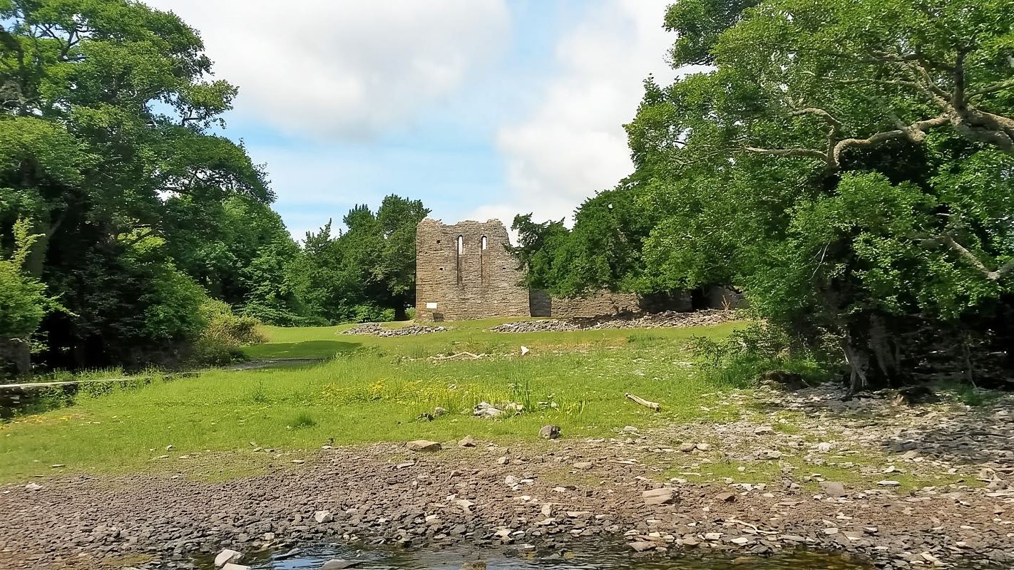 Kayaking to Innisfallen Island. Killarney. Guided.