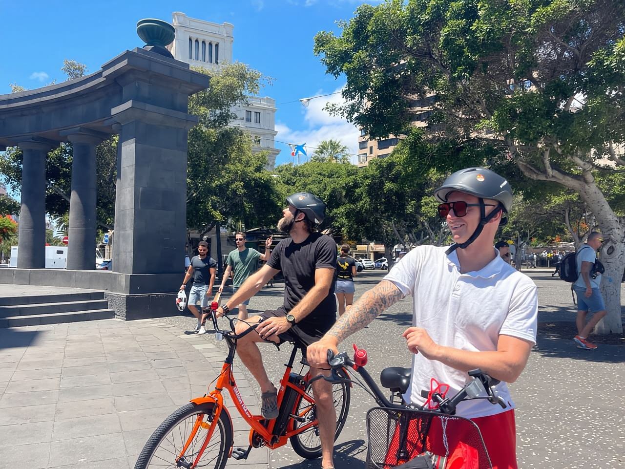 Tenerife: Guided Historical Bike Tour with E-Bike Option